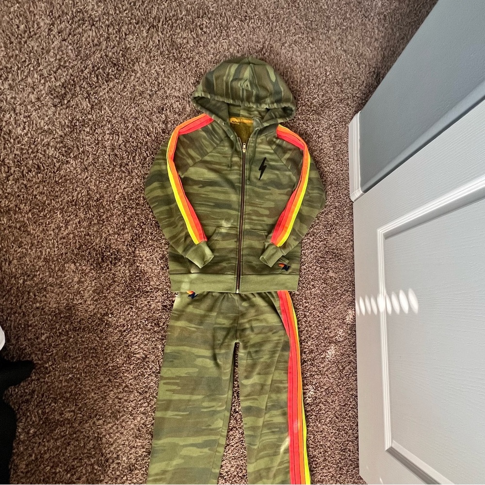 Aviator Nation set